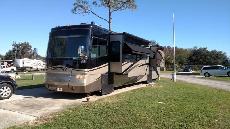 2007 Tiffin Phaeton 40QSH - 001