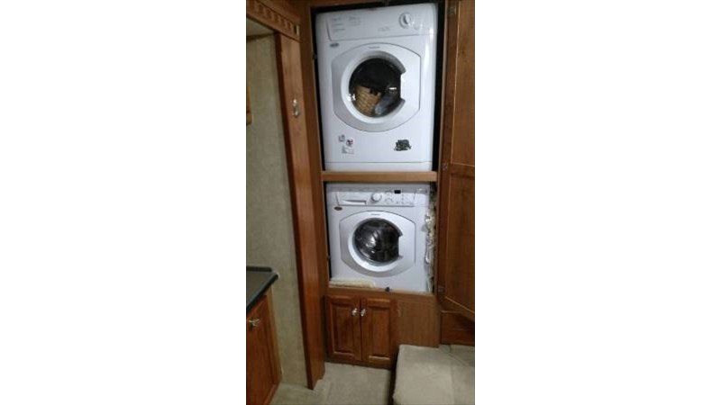 2007 Tiffin Phaeton 40QSH - 009