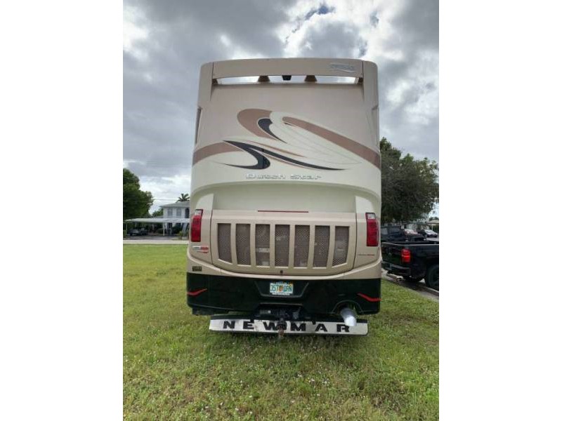 2017 Newmar Dutch Star 4310 - 004