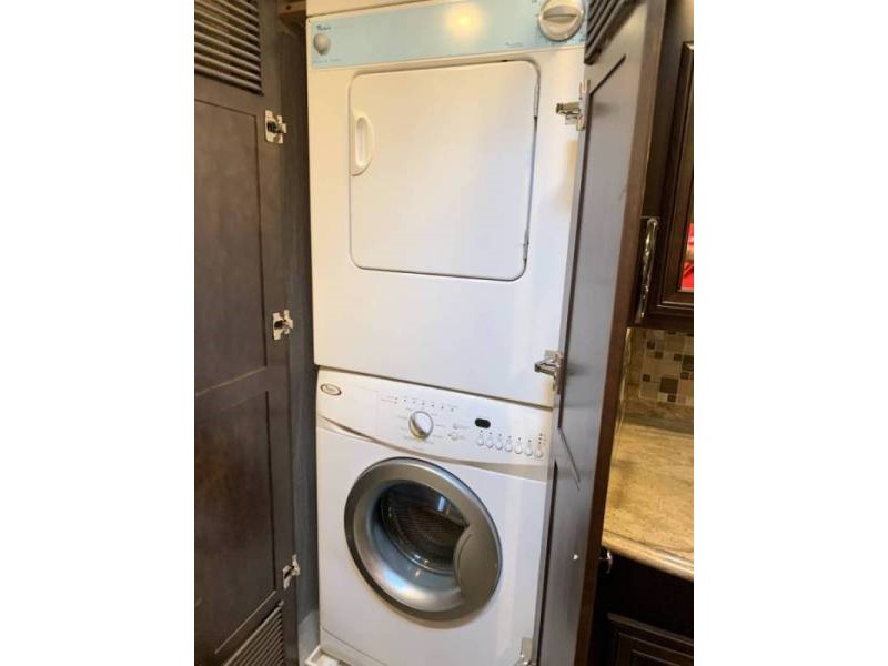 2017 Newmar Dutch Star 4310 - 013