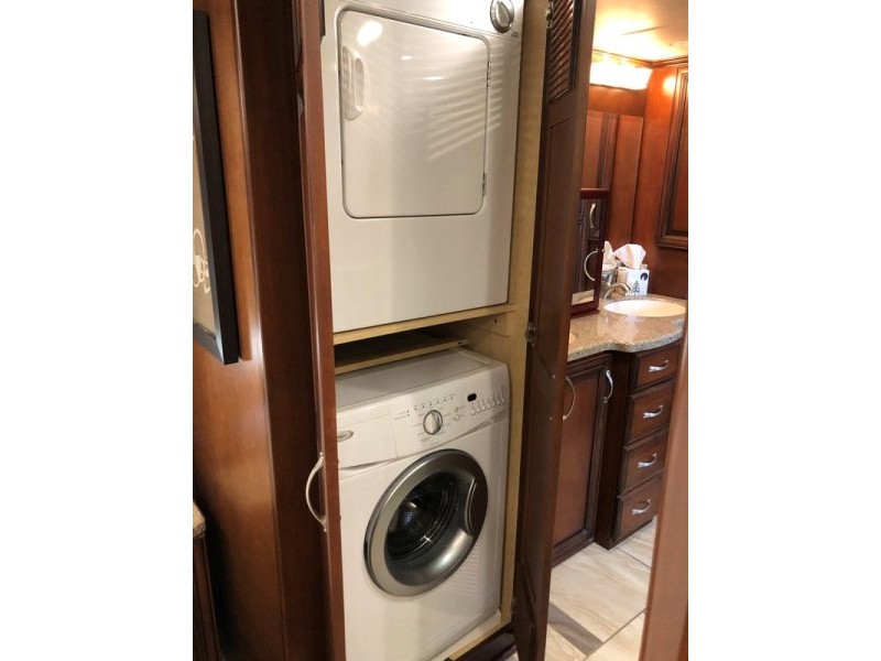 2014 Newmar Mountain Aire 4369 - 013