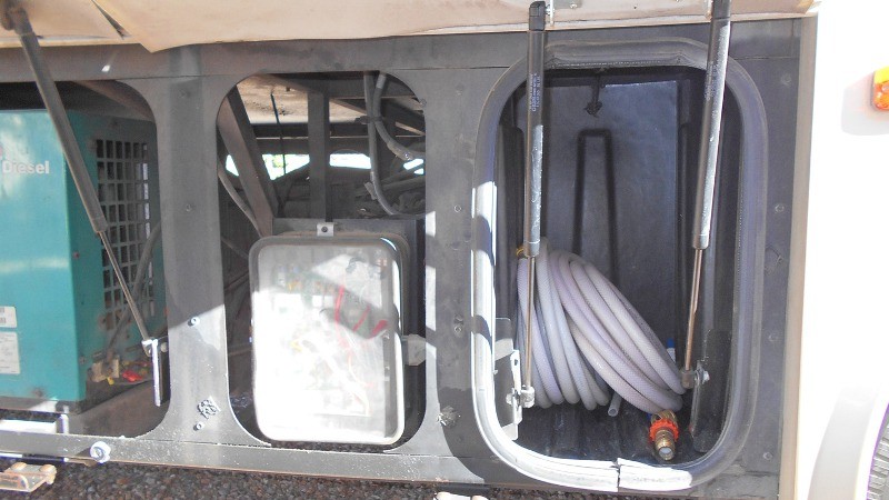 2006 Four Winds Chateau 34R - 010