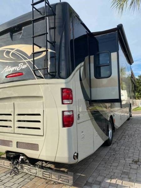 2009 Tiffin Allegro Bus 40QXP - 002