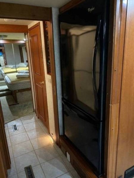 2004 Winnebago Vectra 40KD - 009