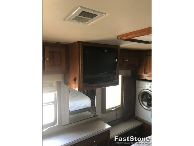 2002 Monaco Dynasty 40 Chancellor - 034