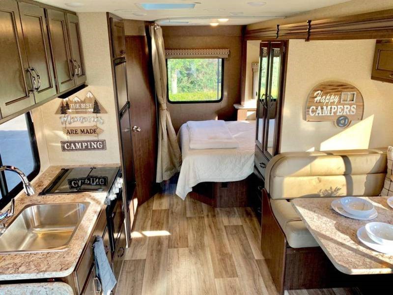 2019 Thor Freedom Elite 24FE  - 007