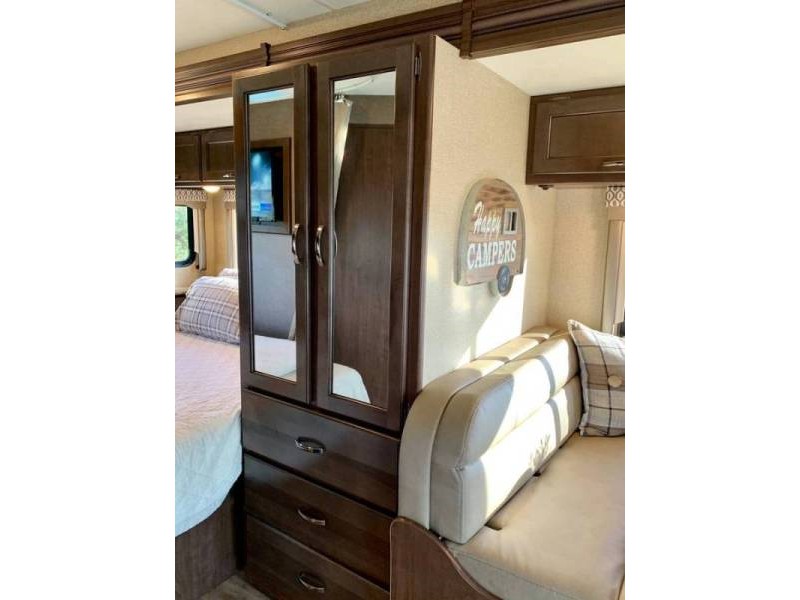 2019 Thor Freedom Elite 24FE  - 018