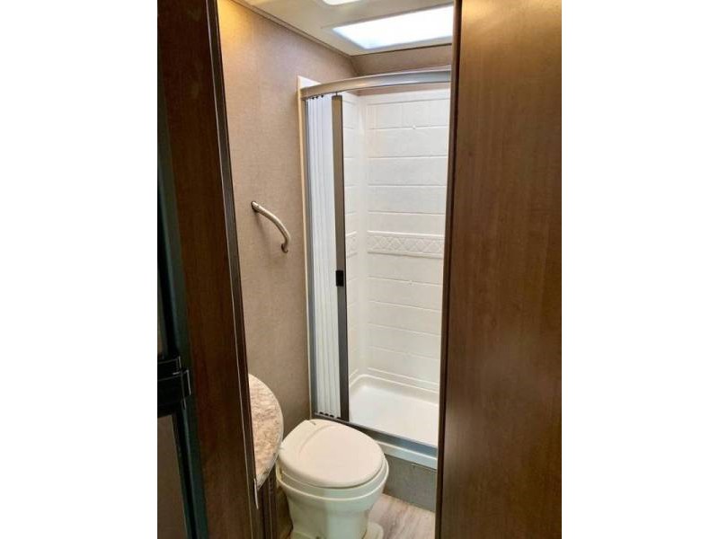 2019 Thor Freedom Elite 24FE  - 023