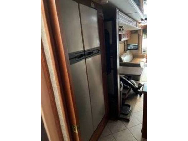 2005 American Coach American Tradition 40J - 016