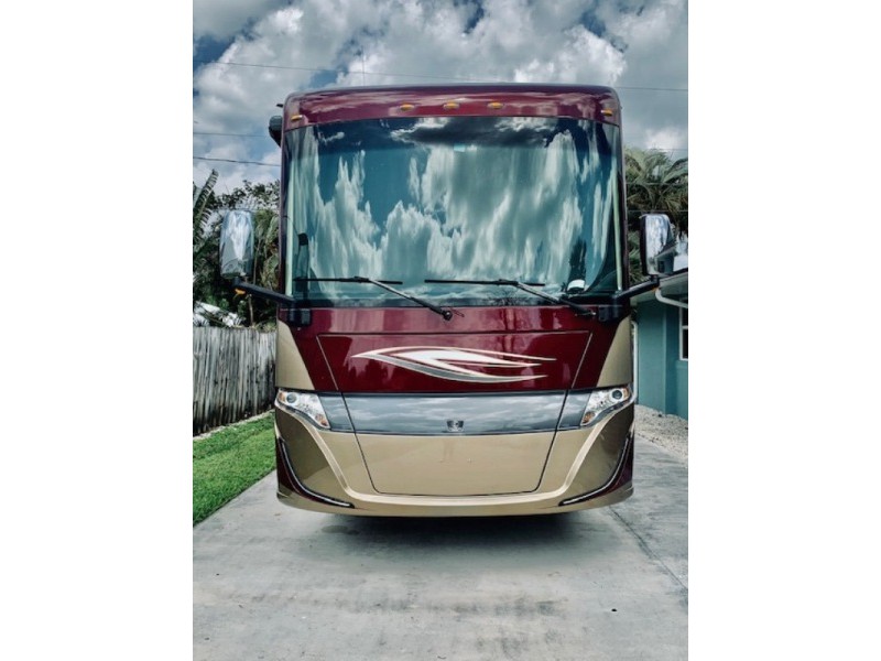 2019 Tiffin Allegro RED 37BA - 002