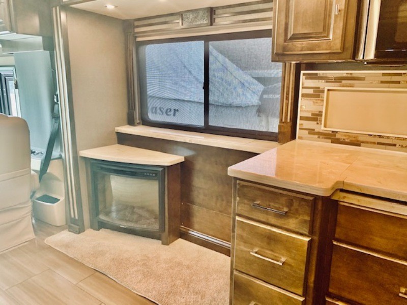 2019 Tiffin Allegro RED 37BA - 005