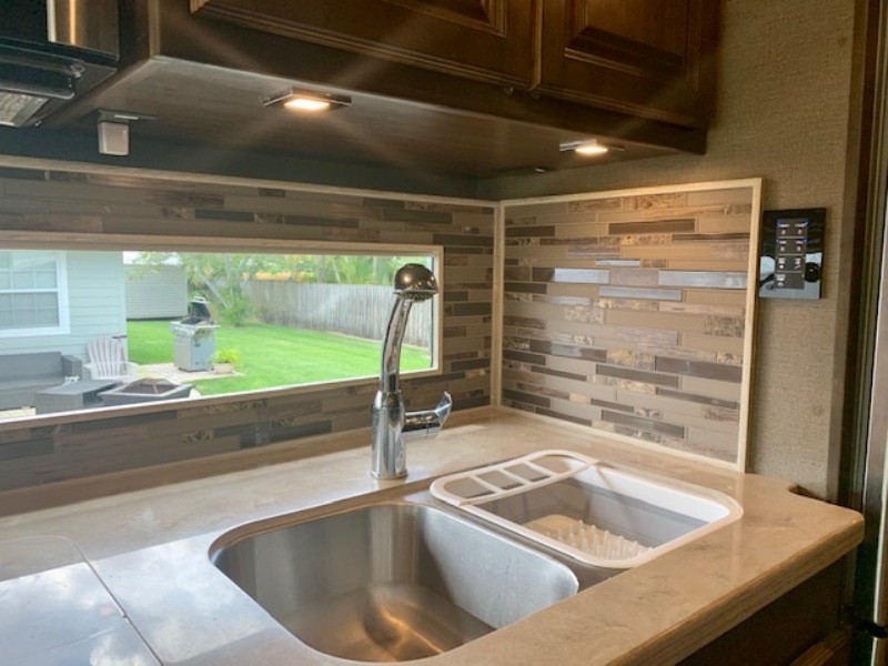 2019 Tiffin Allegro RED 37BA - 017