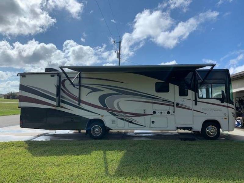 2016 Forest River Georgetown 335DS
