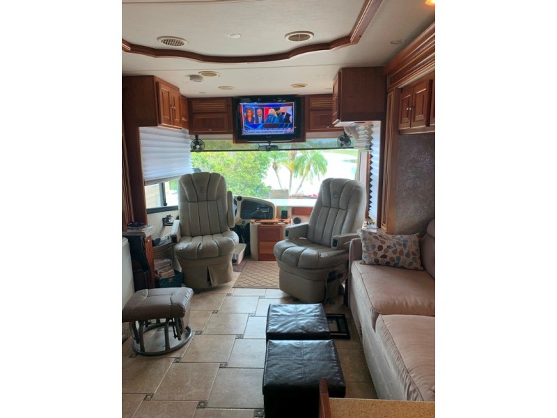 2009 Tiffin Allegro Bus 40QSP - 002