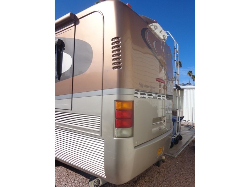 2004 Monaco Signature - 018