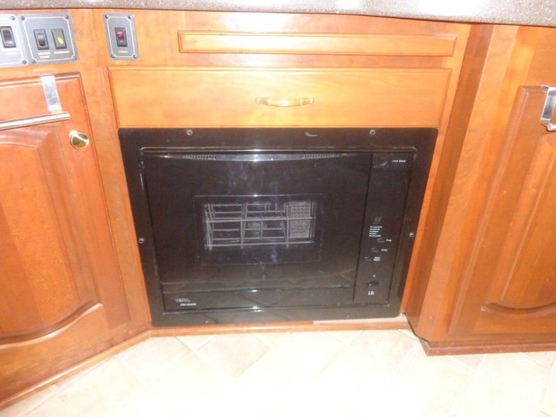 2004 Monaco Signature - 033