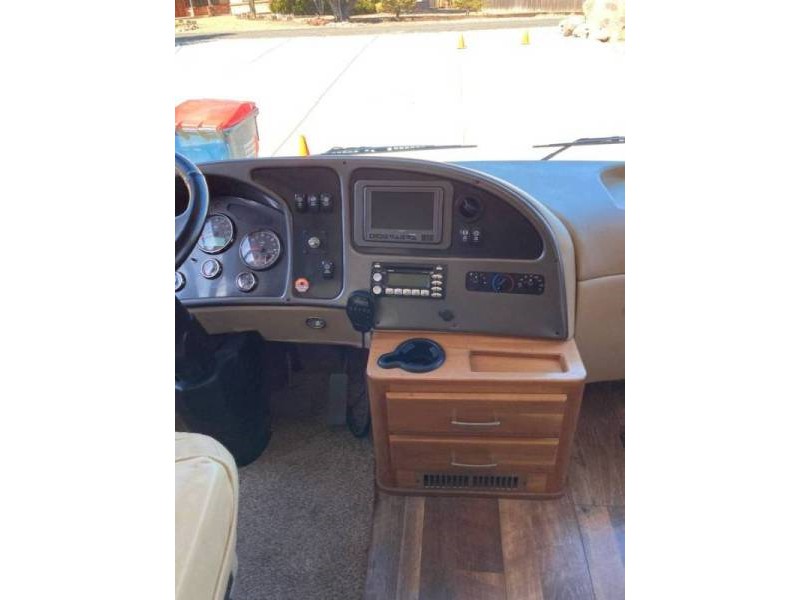 2008 Monaco Camelot 42PDQ - 011