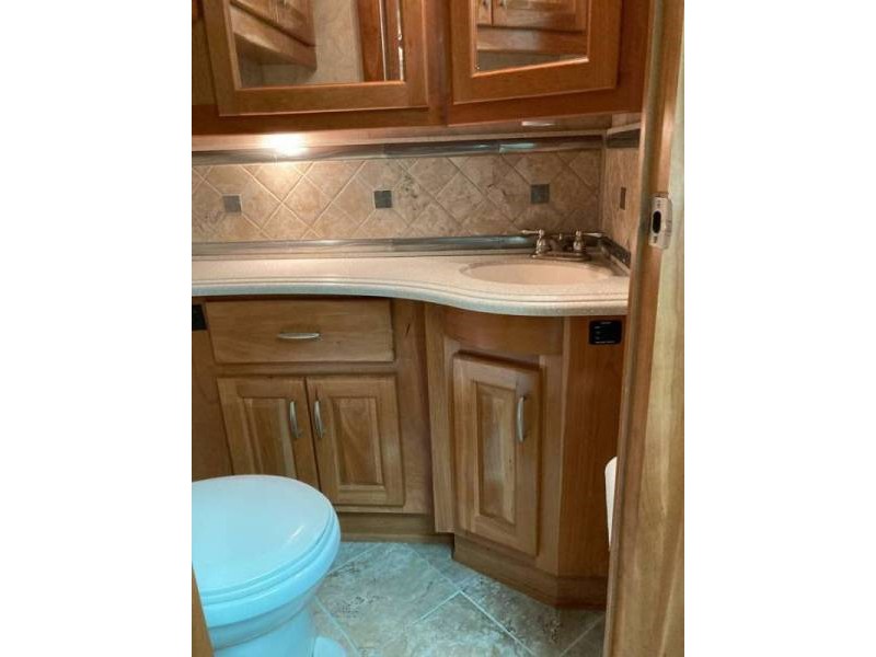 2008 Monaco Camelot 42PDQ - 018