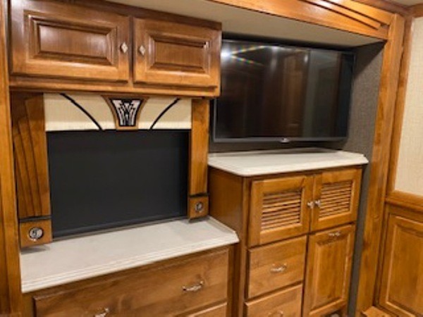 2016 Tiffin Phaeton 40QBH - 007