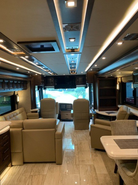 2019 Tiffin Allegro Bus 45OPP - 002