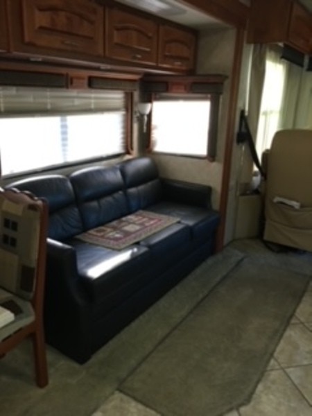 2007 Holiday Rambler Endeavor 40PRQ - 004