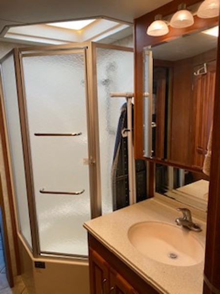 2007 Holiday Rambler Endeavor 40PRQ - 012