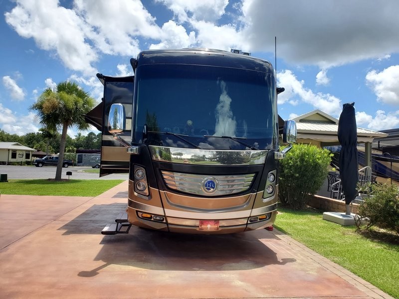 2012 Holiday Rambler Endeavor 43DFT - 003