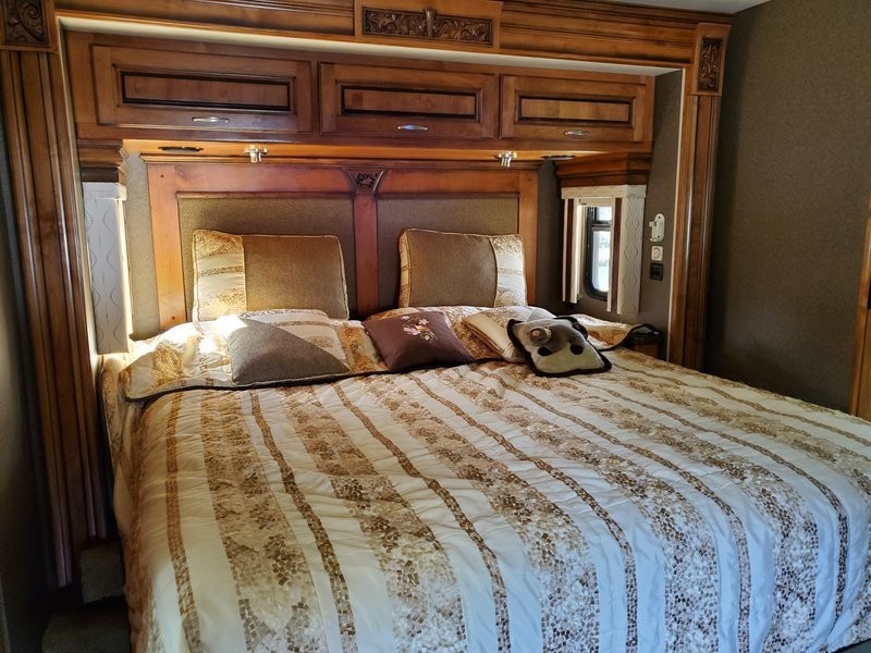 2012 Holiday Rambler Endeavor 43DFT - 022