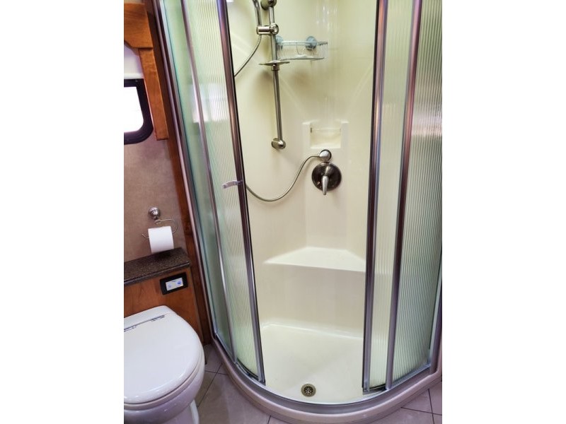 2012 Holiday Rambler Endeavor 43DFT - 025