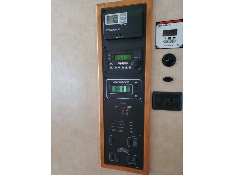 2012 Holiday Rambler Endeavor 43DFT - 027