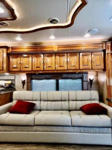 2017 Allegro Bus 45 OPP - 009