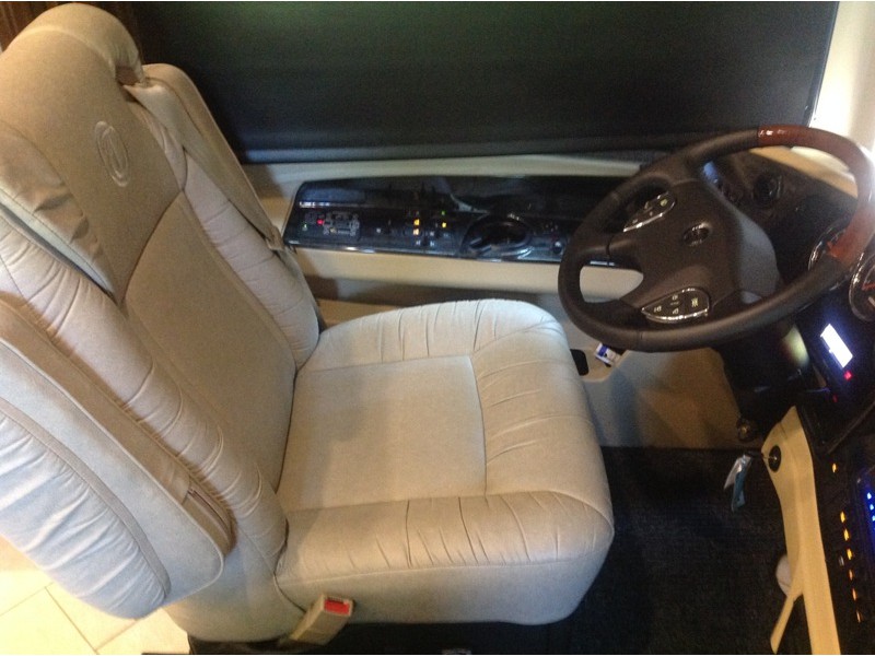 2016 Tiffin Allegro Bus 45OP - 008