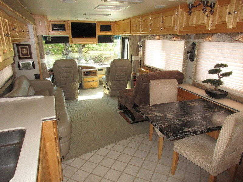 2002 Monaco Windsor 40PWD - 024