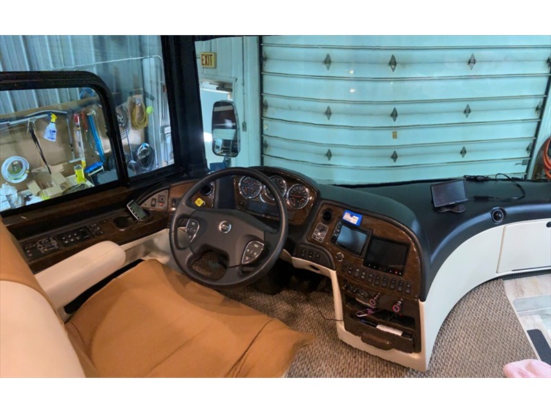 2016 Newmar London Aire 4553 - 005