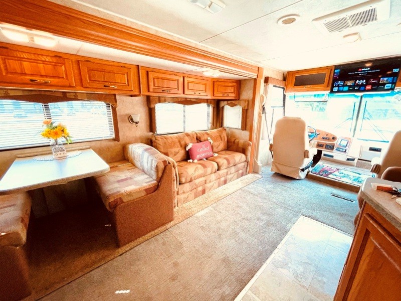 2007 Damon Daybreak 3276 - 011