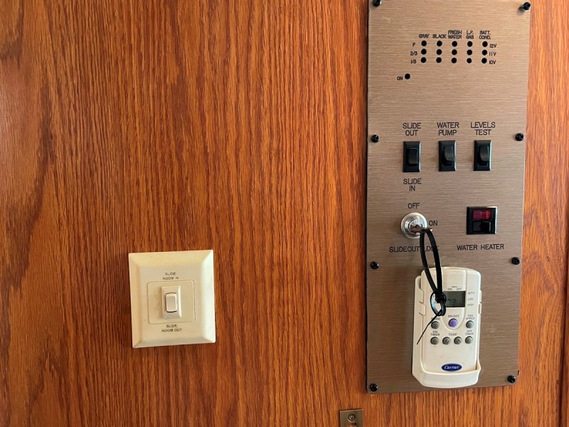 2007 Damon Daybreak 3276 - 024