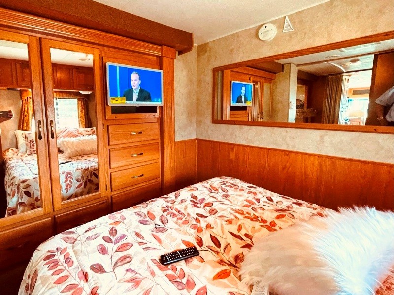 2007 Damon Daybreak 3276 - 026