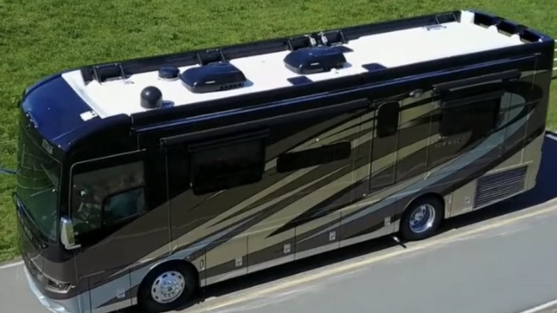 2018 Newmar New Aire 3341 - 002