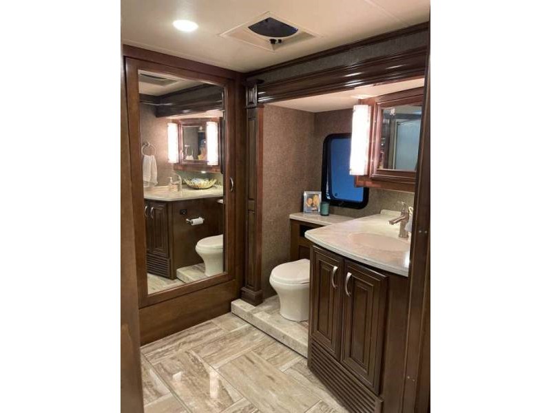 2017 Thor Venetian A40 - 020