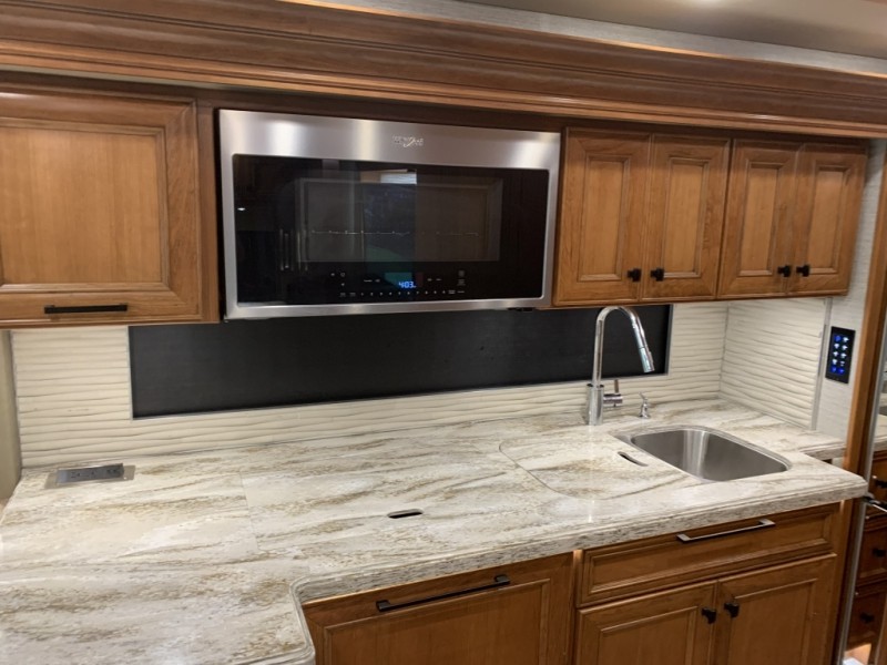 2021 Tiffin Allegro Bus 40AP - 005