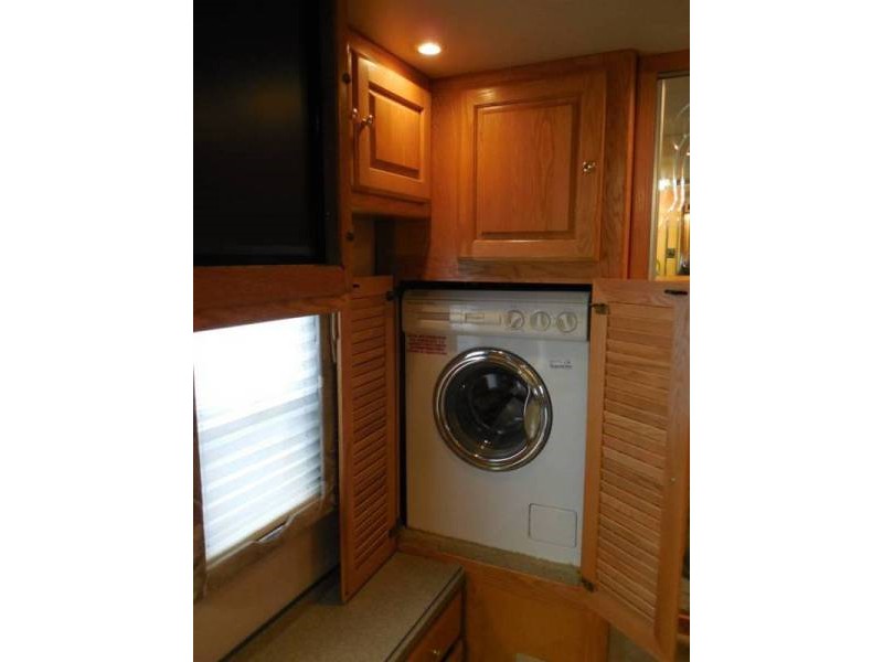 2002 Monaco Dynasty Chancellor - 019