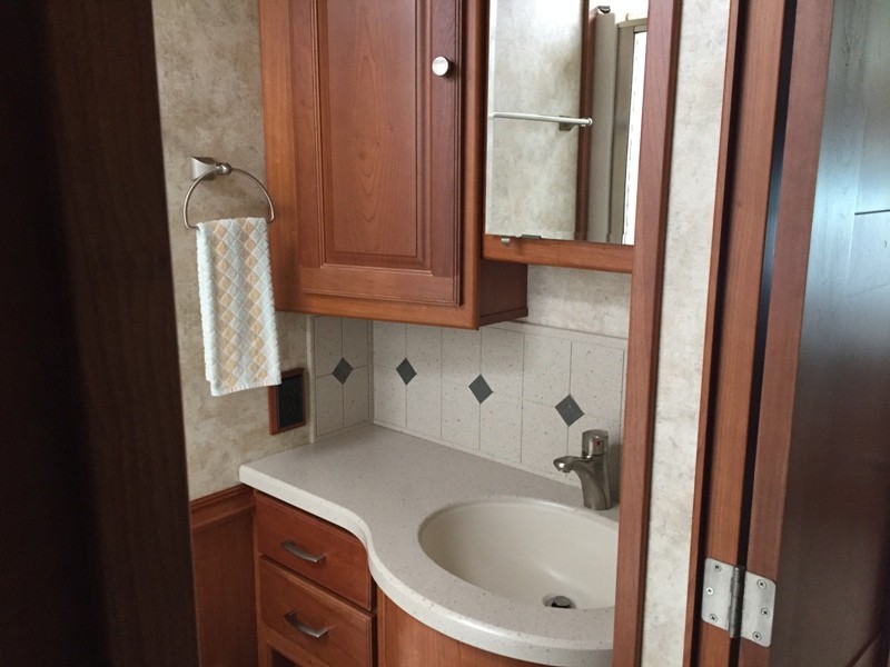 2012 Itasca Meridian 36M - 010