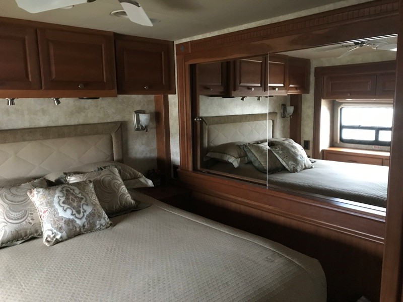 2012 Itasca Meridian 36M - 013