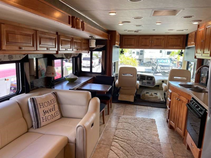 2015 Tiffin Allegro Open Road 31SA - 006