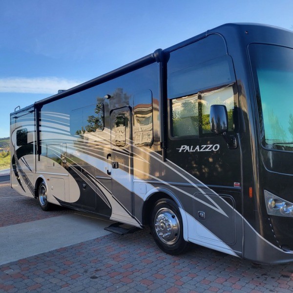 2016 Thor Palazzo 33.2 - 002