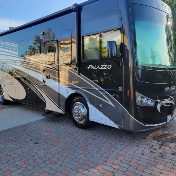 2016 Thor Palazzo 33.2 - 022