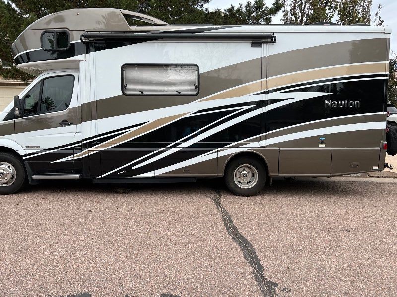 2017 Winnebago View 24J - 003