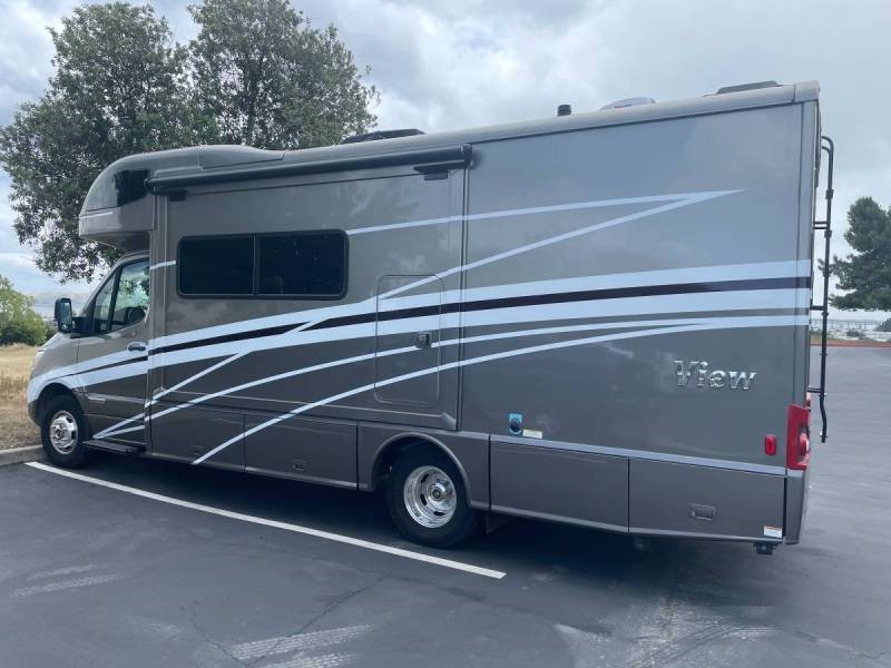 2020 Winnebago View 24J - 002