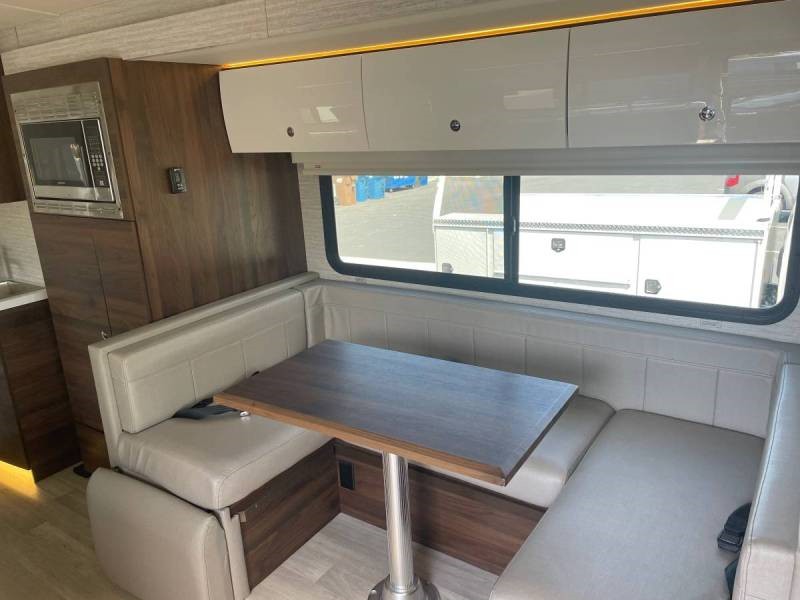 2020 Winnebago View 24J - 004