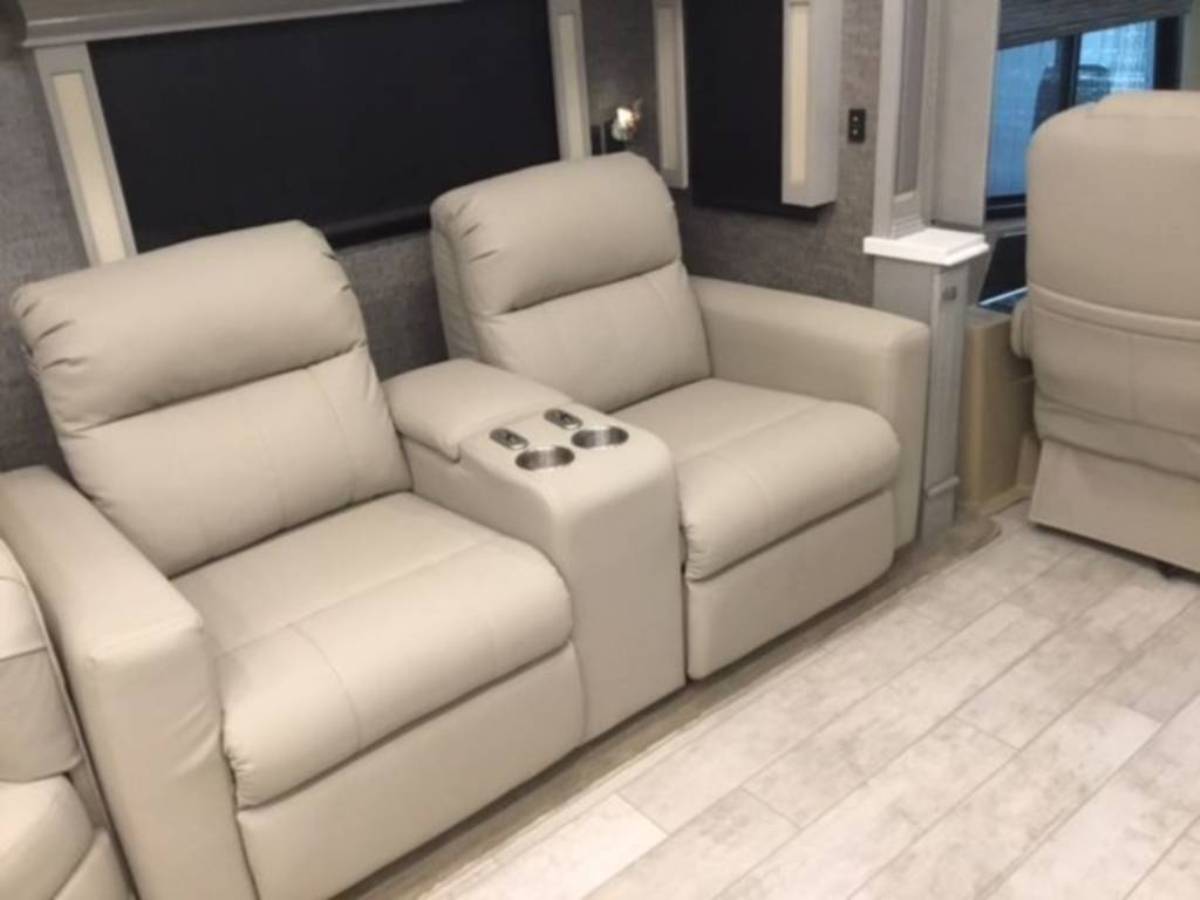 2021 Tiffin Phaeton 37BH TIFFIN Motorhomes For Sale By Owner